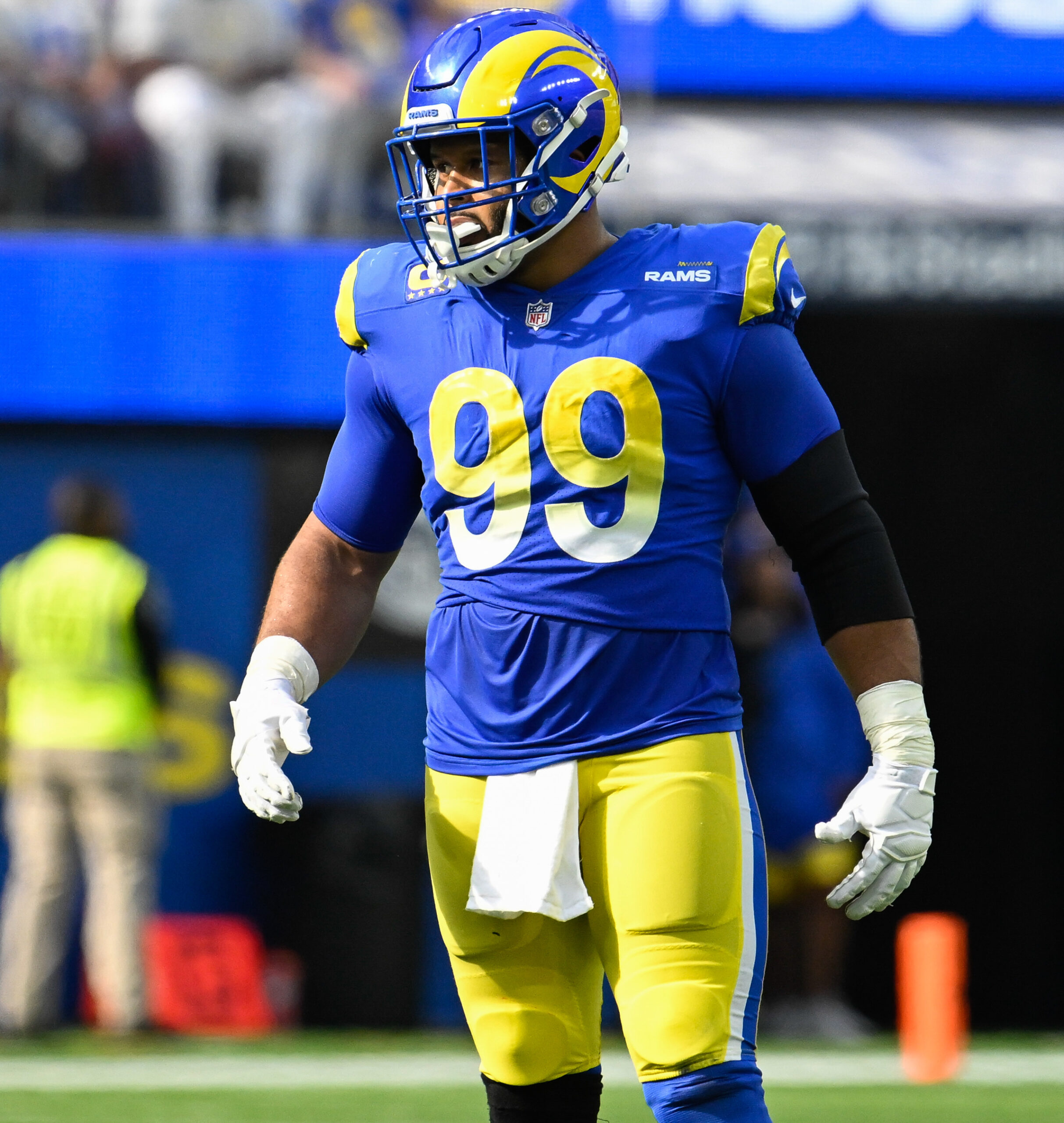 Report: Rams' Aaron Donald Wants Contract as Top-Paid Defender