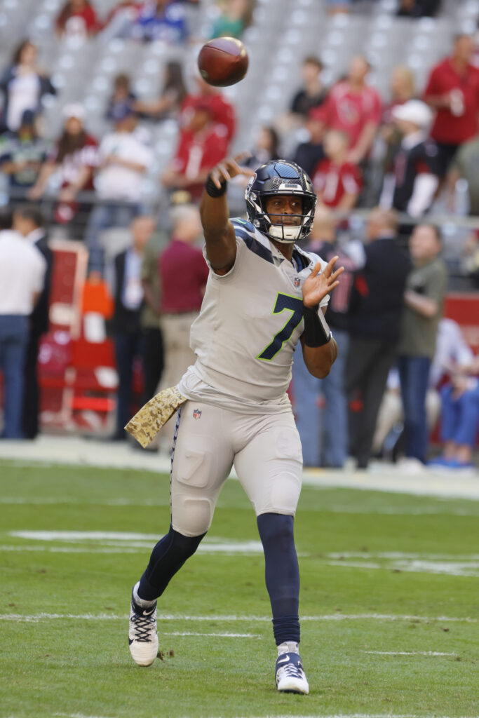 Seahawks, Geno Smith Begin Contract Talks