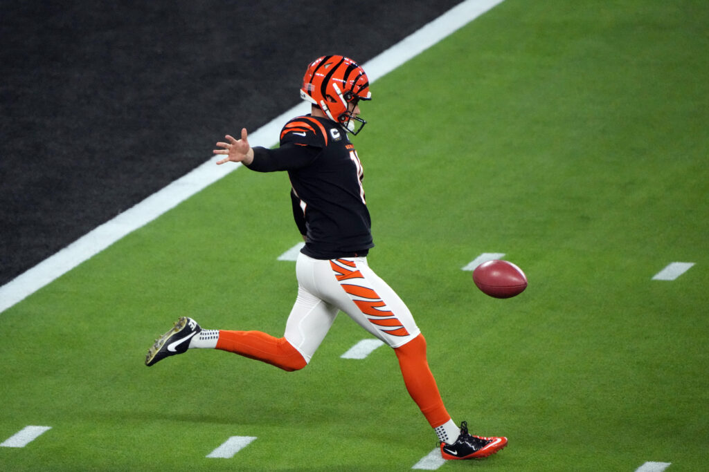 Cincinnati Bengals punter Kevin Huber, friends on Super Bowl