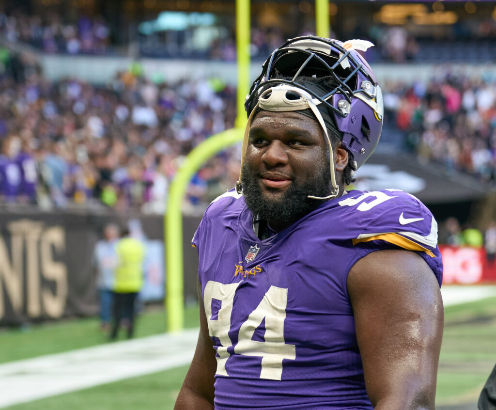 Vikings DT Dalvin Tomlinson To Return In Week 13