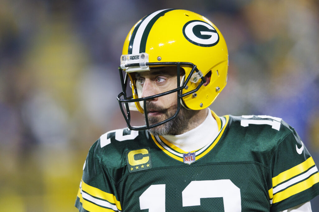 New York Jets coach Robert Saleh wants Aaron Rodgers to stick around and  help team because of his 'conspiracies'