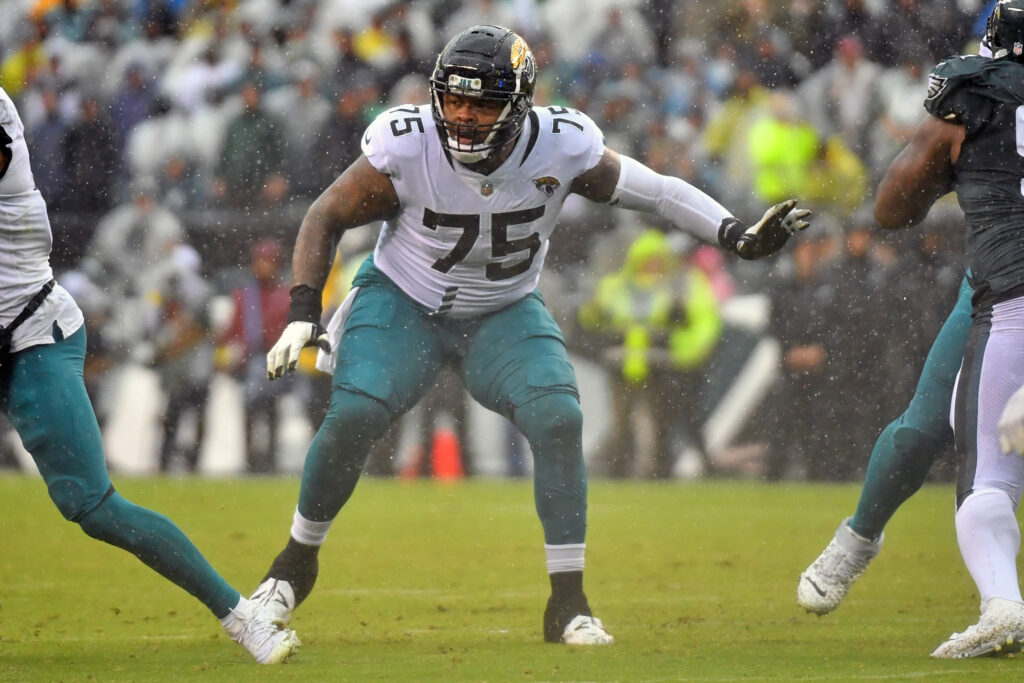 Jacksonville Jaguars RT Jawaan Taylor expected to have massive market in  2023 NFL Free Agency