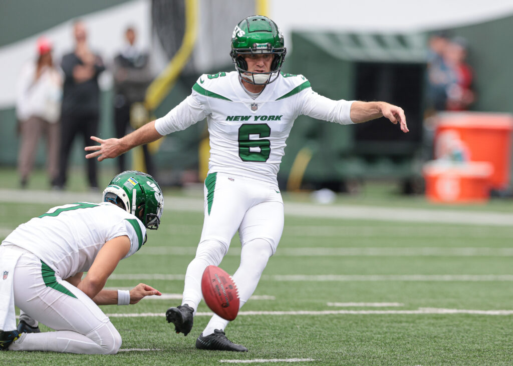 Jets kicker Zuerlein questionable to play vs. Cowboys because of groin  injury