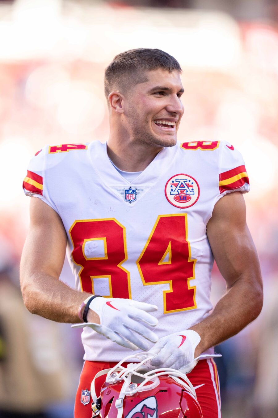 Chiefs ReSign WR Justin Watson