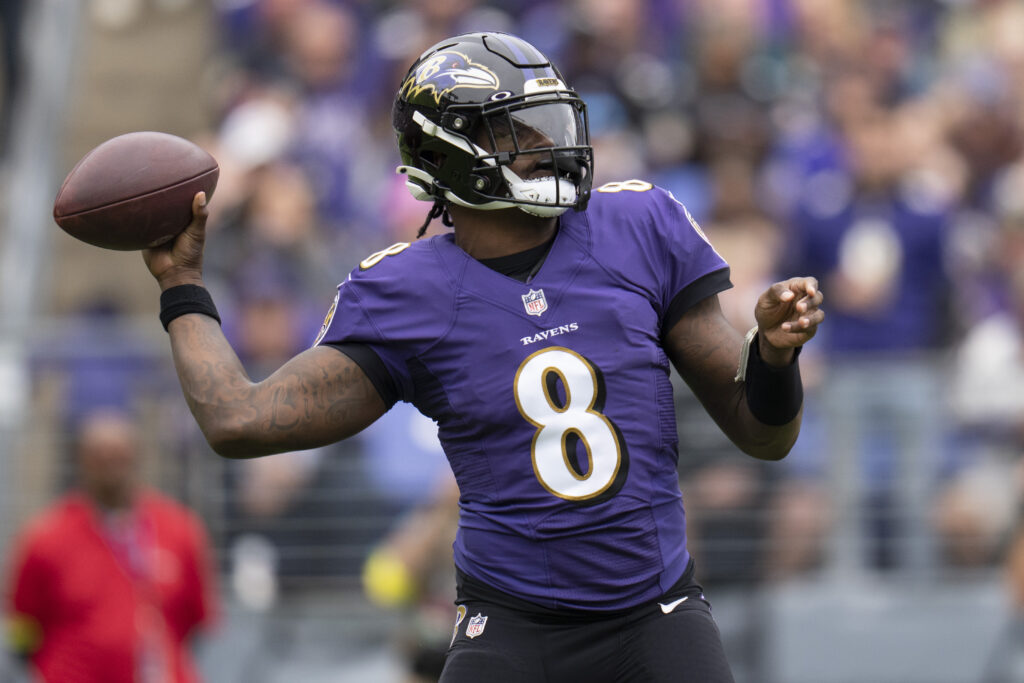 Lamar Jackson pushes back on report he turned down $200 million guaranteed  from Ravens