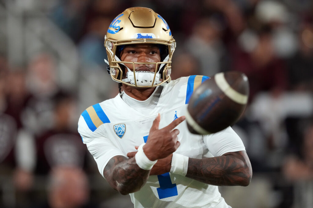 Browns Tab QB Dorian Thompson-Robinson At No. 140