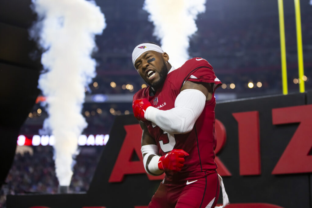 The #Cardinals placed S Budda Baker on IR today and signed S Qwuantrezz  Knight to their active roster from the #49ers practice squad, per…