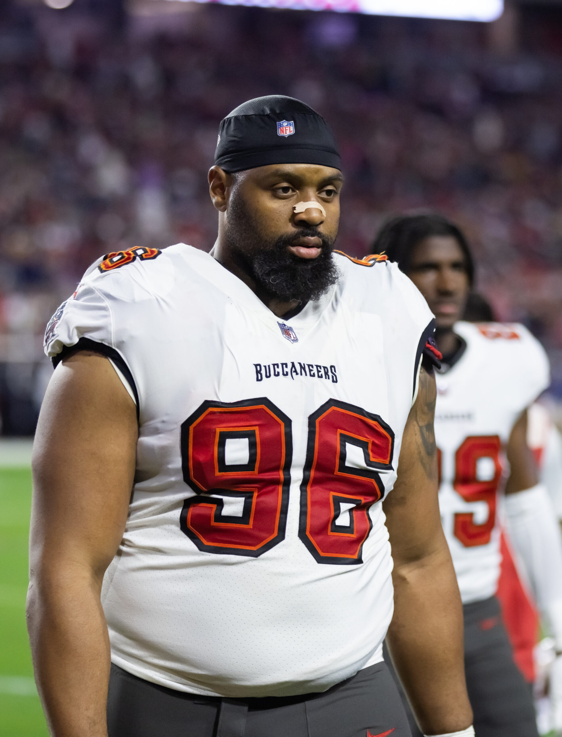 Buccaneers Want To Re-Sign DT Akiem Hicks