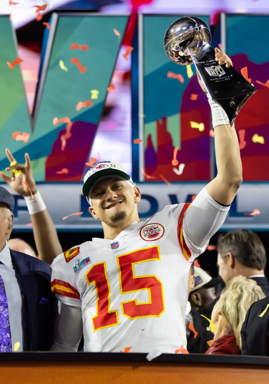 Chiefs To Assess Patrick Mahomes' Contract After Other Quarterback ...