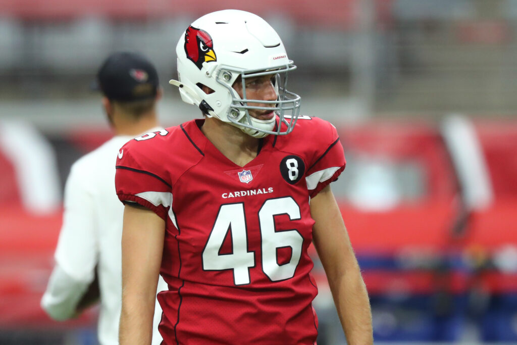 Cardinals sign long snapper Aaron Brewer, two others