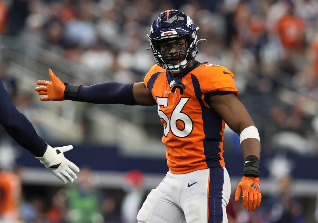 Broncos OLB Baron Browning Undergoes Knee Surgery