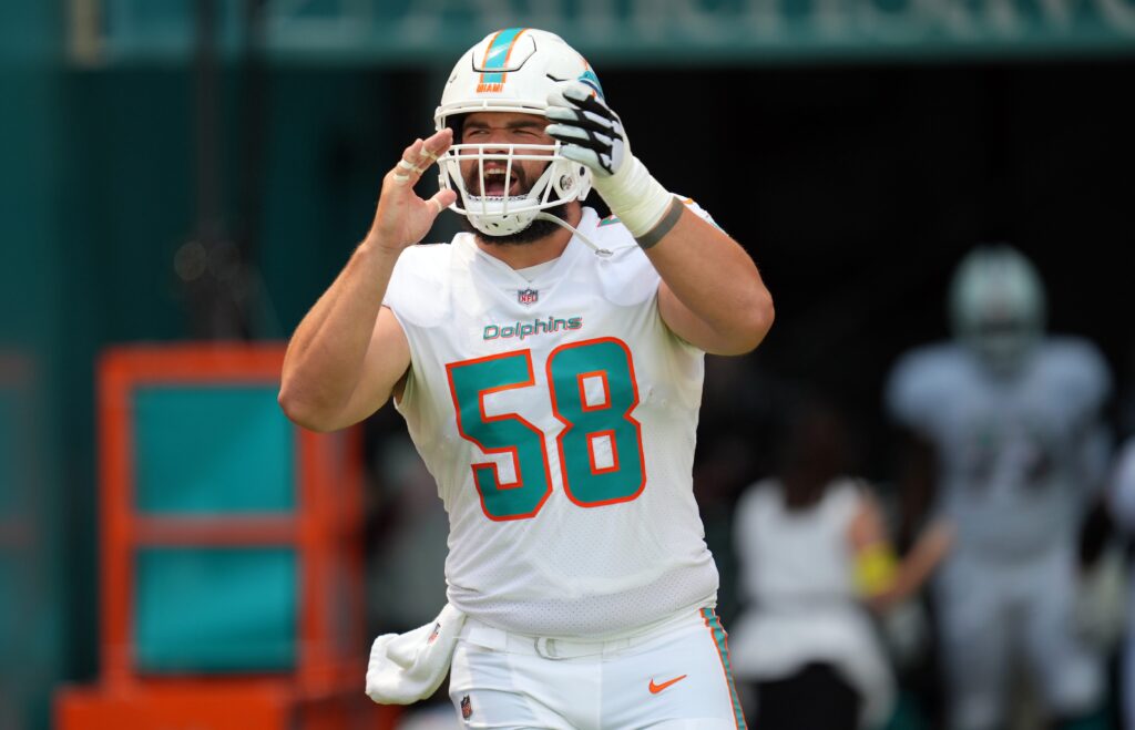 Connor Williams Has Received Interest From Multiple Teams; Dolphins ...