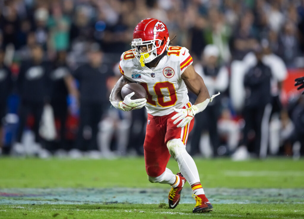 Kansas City Chiefs RB Isiah Pacheco cleared for contact