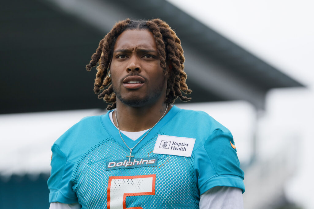 Dolphins Activate CB Jalen Ramsey