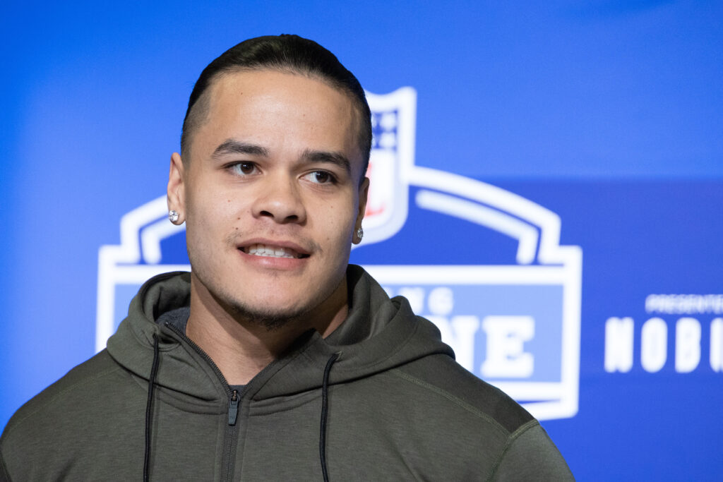 49ers rookie TE Cameron Latu dealt devastating injury update