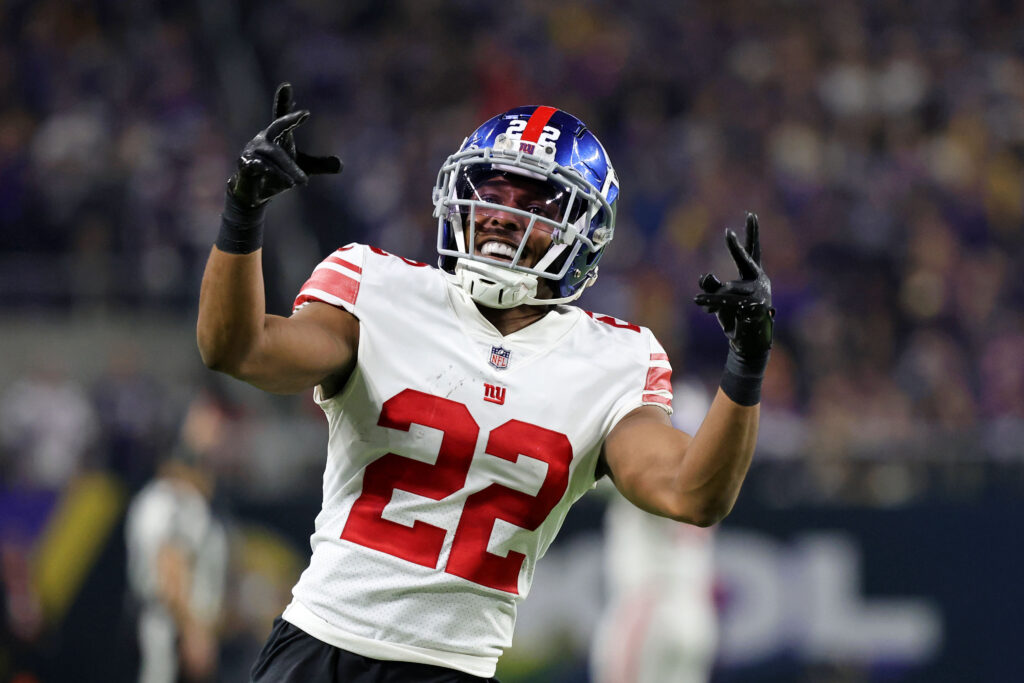 How New York Giants' Eli Apple has fared against classmates