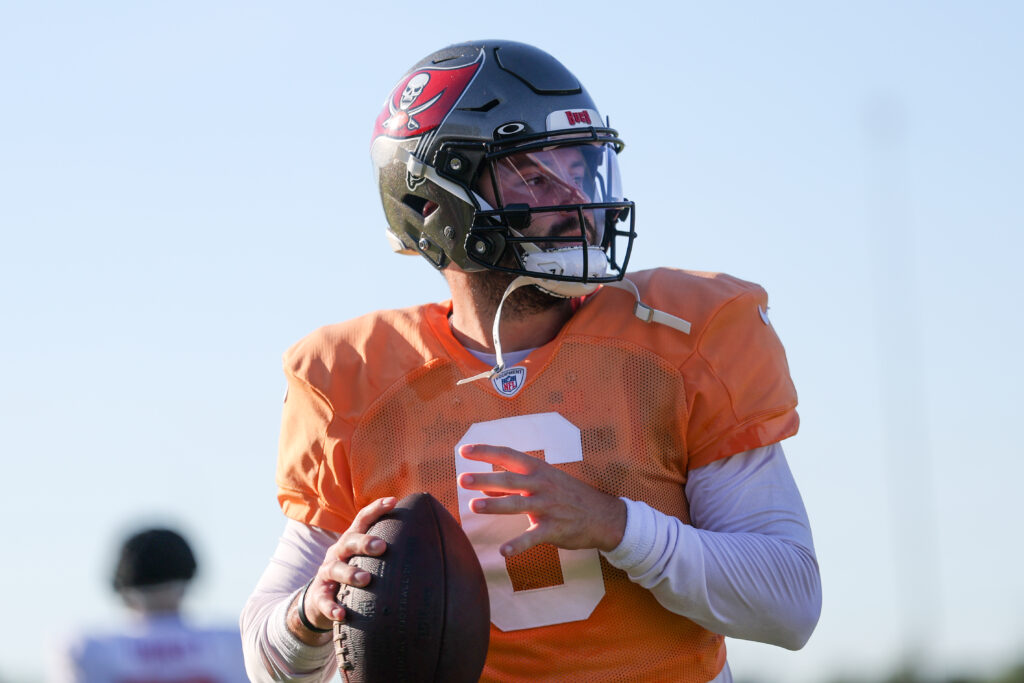 Buccaneers: Baker Mayfield named QB1 over Kyle Trask