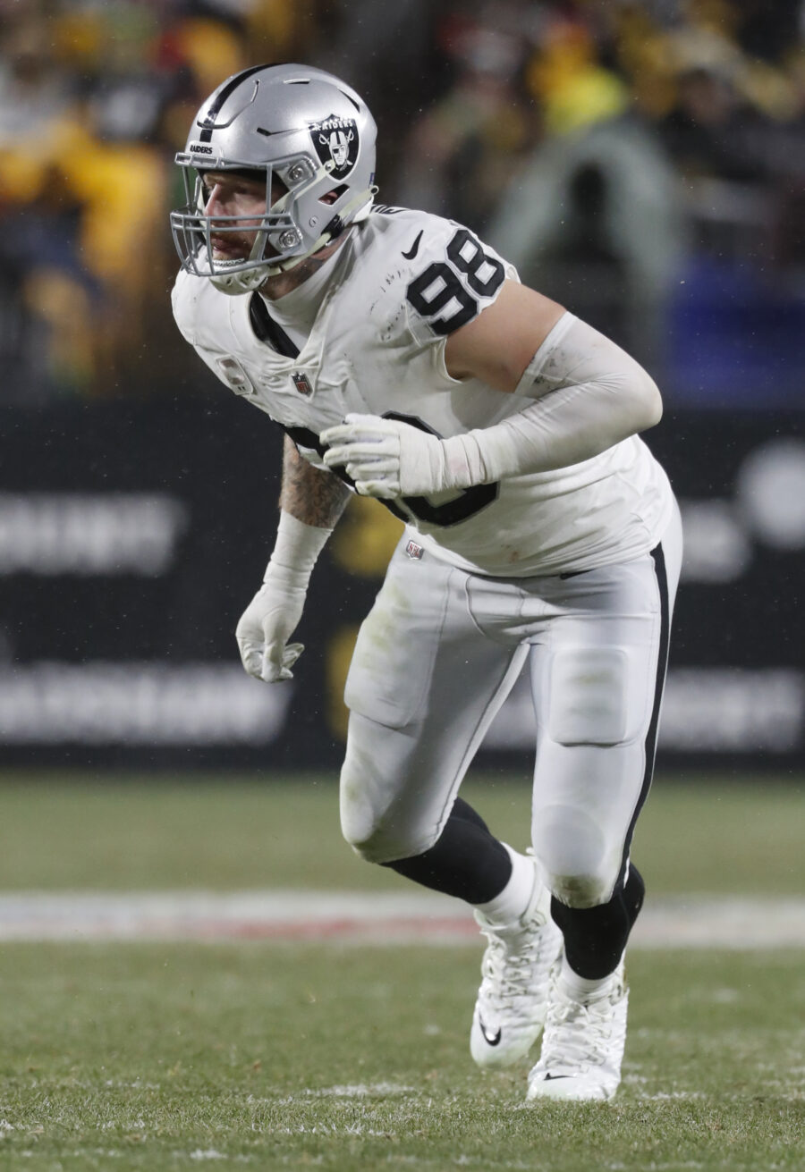 Raiders Rework Maxx Crosby's Contract