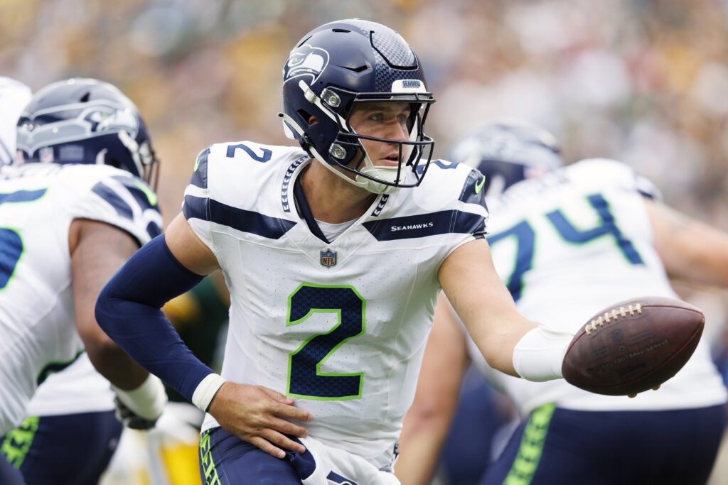 Giants, Saints Pursued Russell Wilson; Seahawks Staffers Viewed QB