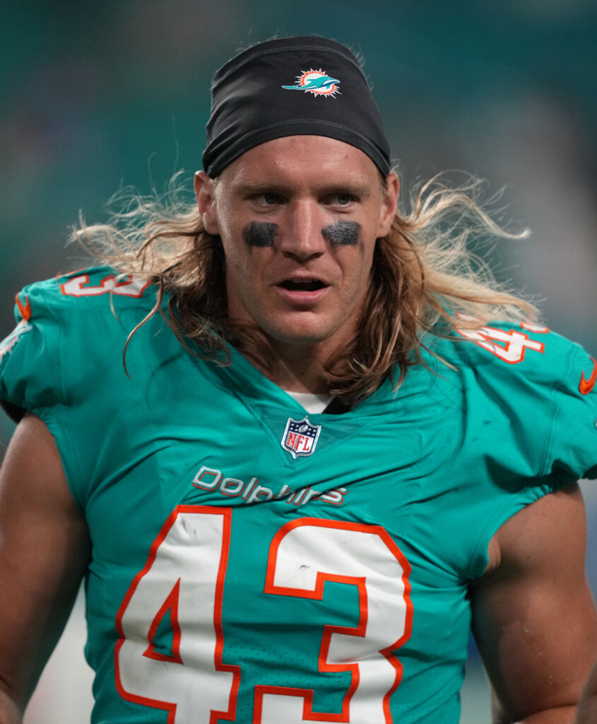 Dolphins Jerome Baker Andrew Van Ginkel Likely Done For Season dolphins-jerome-baker-andrew-van-ginkel-likely-done-for-season
