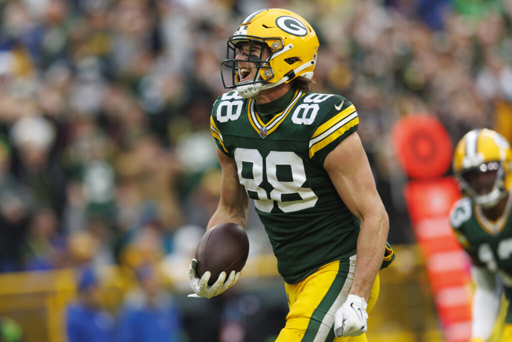 Packers place TE Musgrave, RB Wilson on IR, sign RB Robinson and