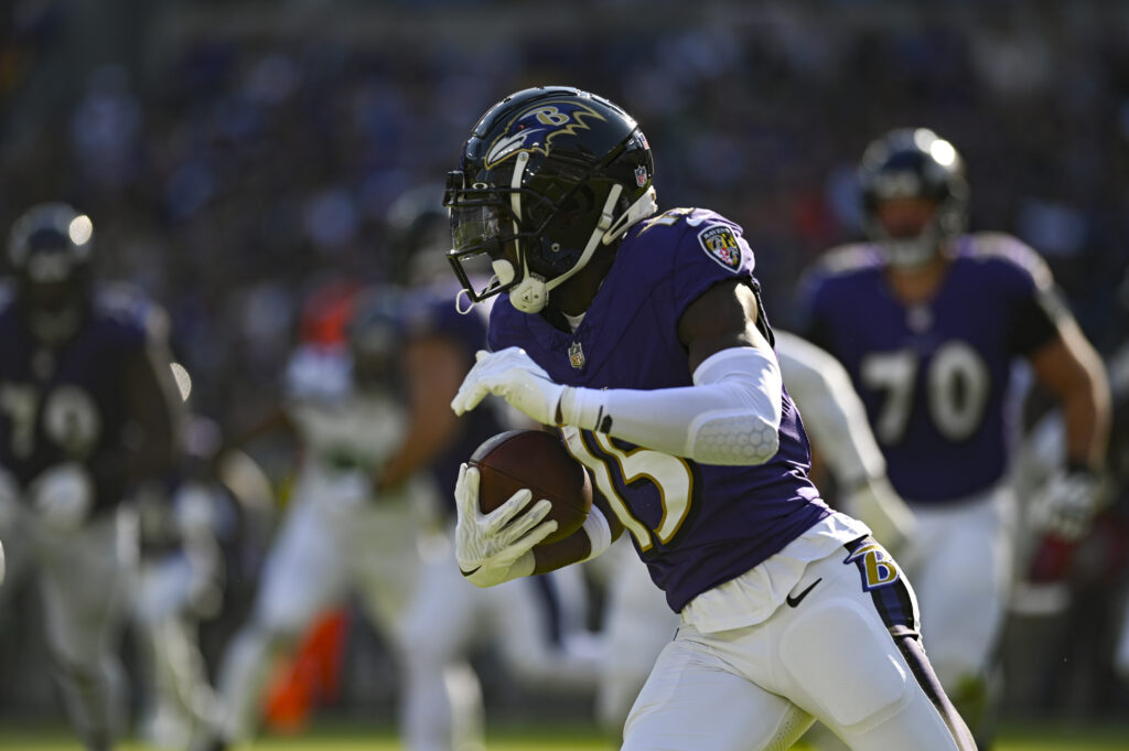 Ravens Extend WR Nelson Agholor