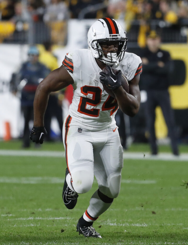 Browns' Nick Chubb Expected To Return In Week 7