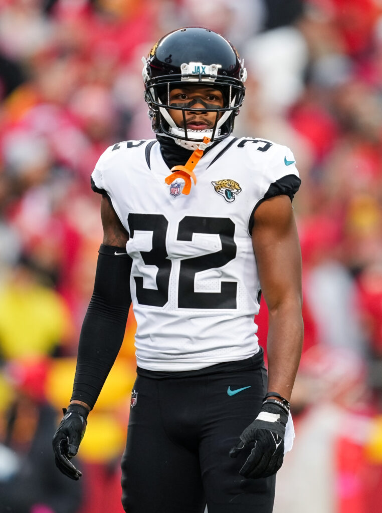 Jaguars CB Tyson Campbell Activated From IR