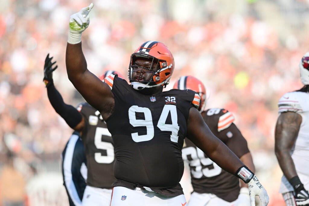 Browns To Release DT Dalvin Tomlinson