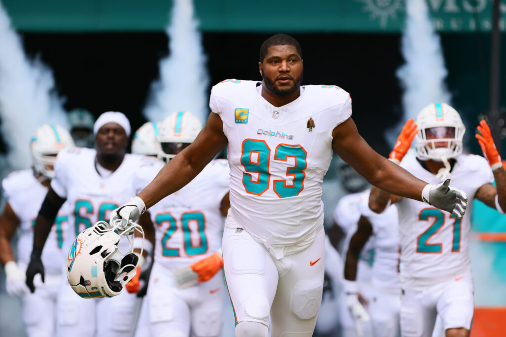 Dolphins receive calls to DL Calais Campbell