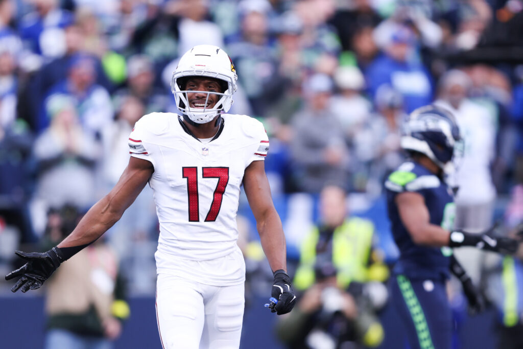 Cardinals, WR Zay Jones Reunite