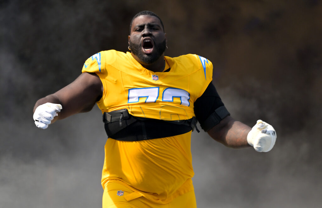 Jordan Love and Green Bay Packers — Packers Add Becton to Practice Squad as Offensive Line Churn Accelerates