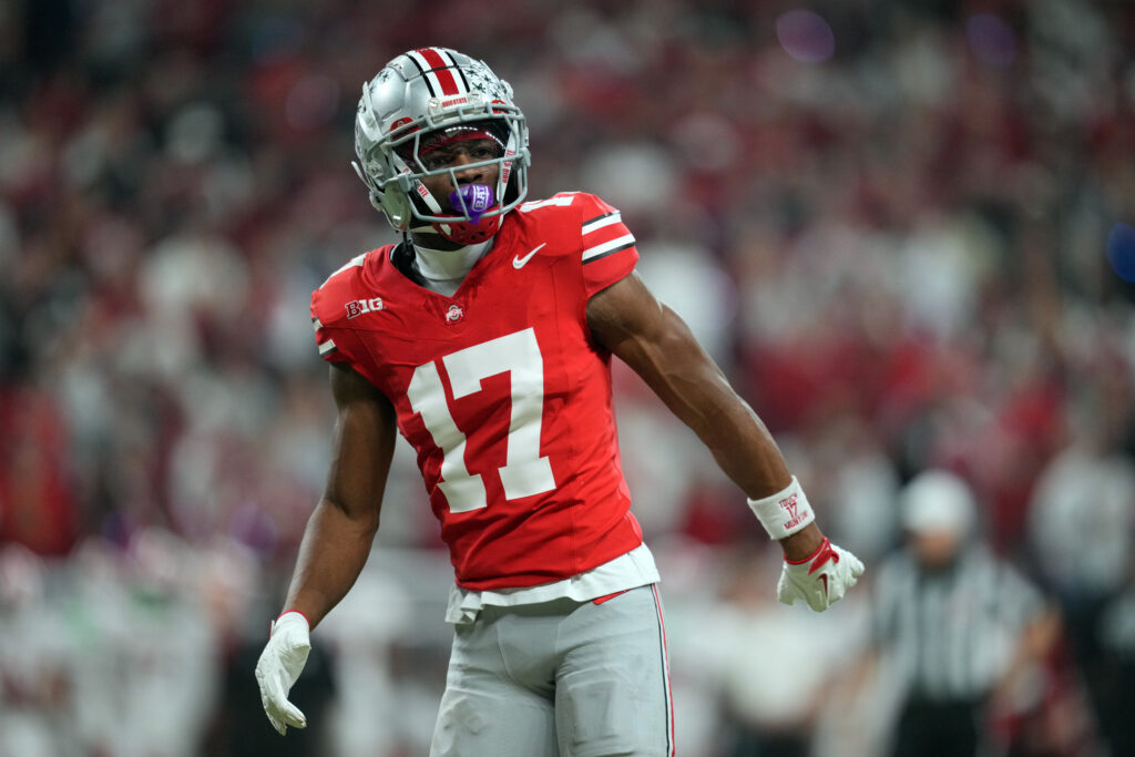 Titans’ First-Round WR Carnell Tate Signs Rookie Deal