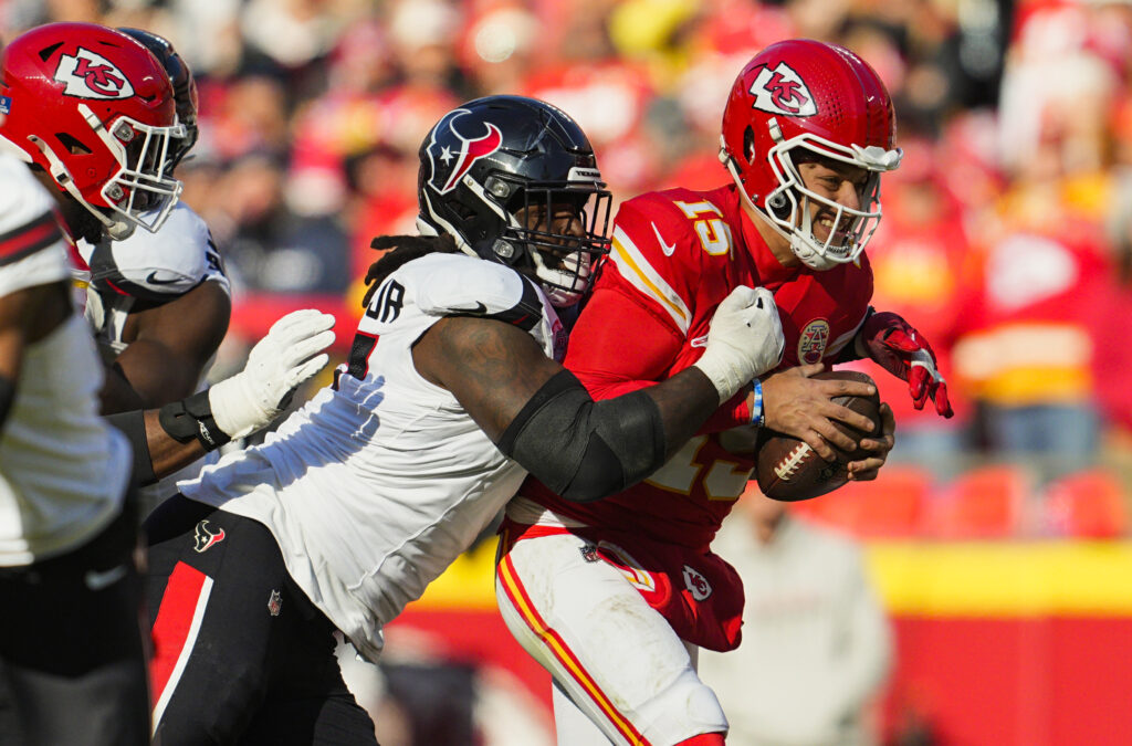 Mario Edwards Jr. and Chris Braswell and Houston Texans — Edwards' ACL Tear Depletes Texans' D-Line Depth as Braswell Steps In